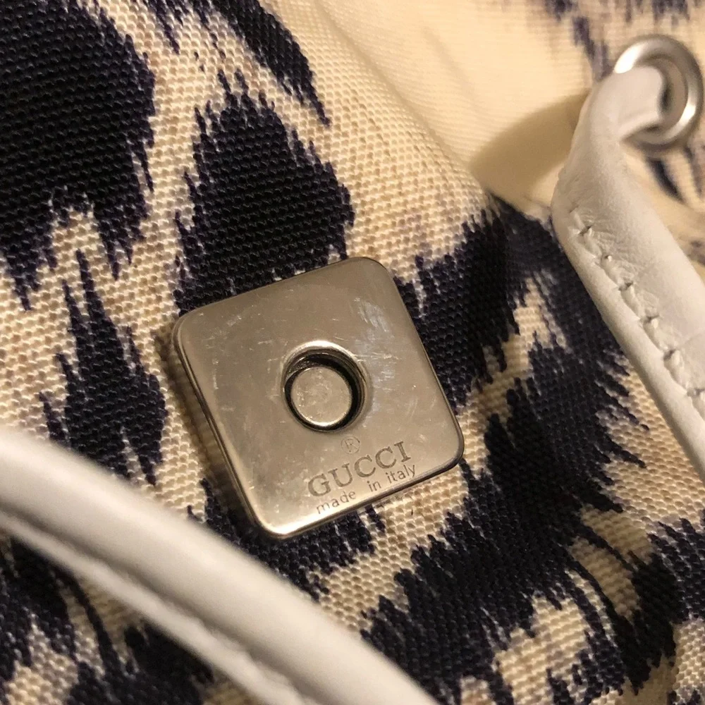 Vintage Gucci Floral Print Mini Backpack - Picture 7 of 15